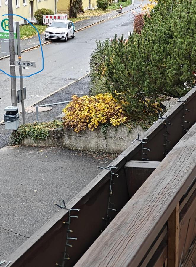 Ferienwohnung "Sorgenfrei" In Coburg ! - Im Eg Mit Privatparkplatz & Balkon Coburgo Exterior foto