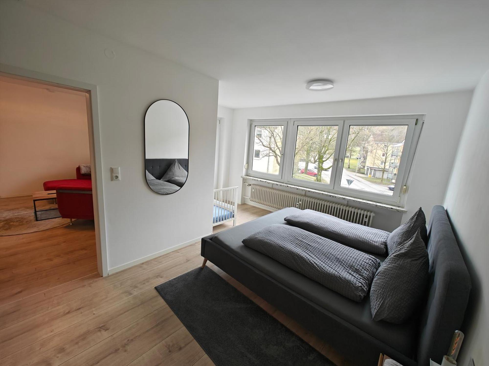 Ferienwohnung "Sorgenfrei" In Coburg ! - Im Eg Mit Privatparkplatz & Balkon Coburgo Exterior foto