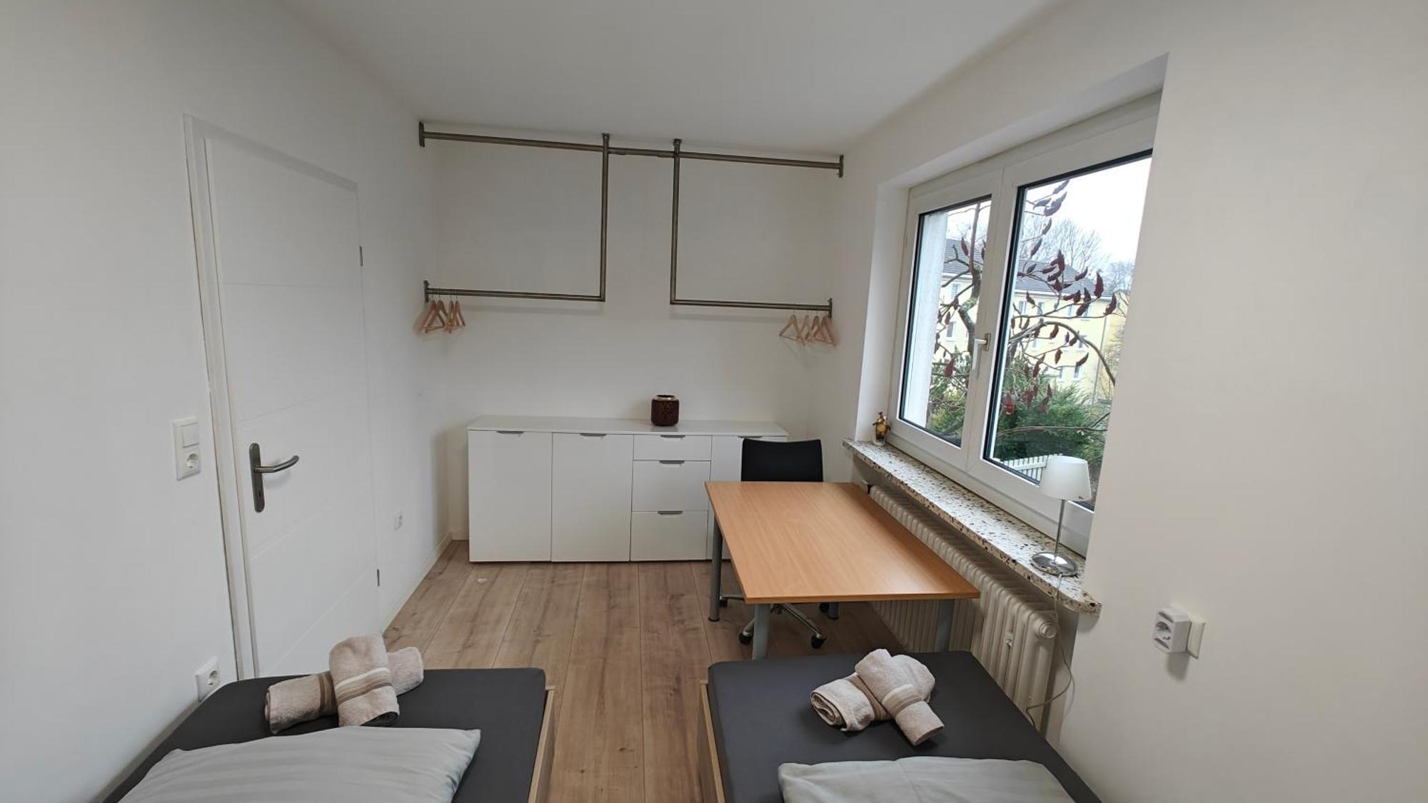 Ferienwohnung "Sorgenfrei" In Coburg ! - Im Eg Mit Privatparkplatz & Balkon Coburgo Exterior foto