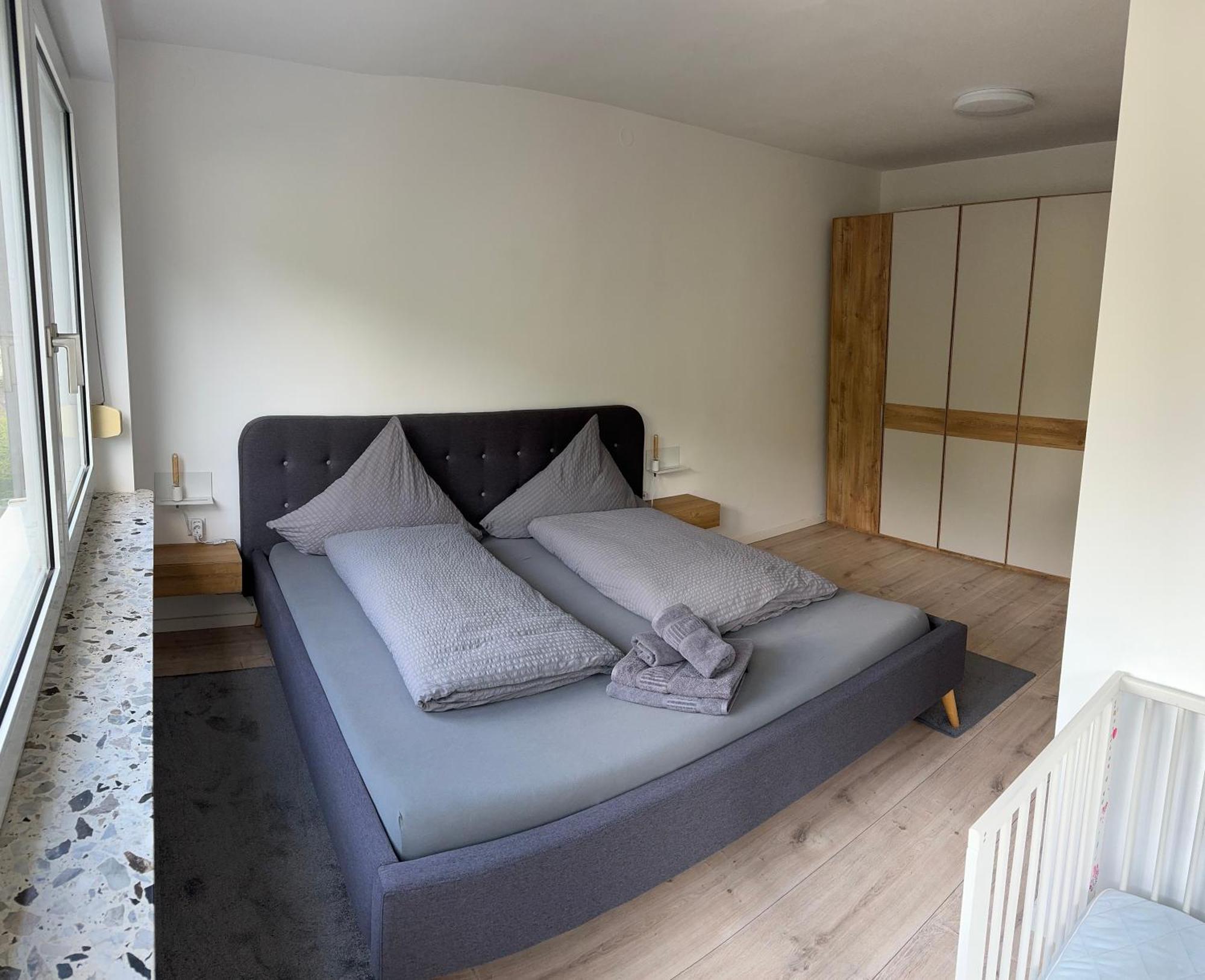 Ferienwohnung "Sorgenfrei" In Coburg ! - Im Eg Mit Privatparkplatz & Balkon Coburgo Exterior foto