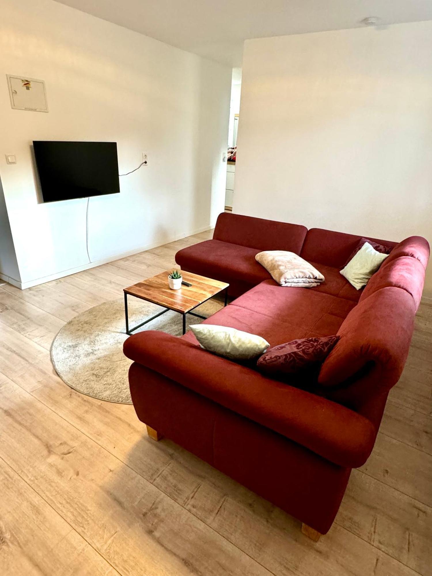 Ferienwohnung "Sorgenfrei" In Coburg ! - Im Eg Mit Privatparkplatz & Balkon Coburgo Exterior foto